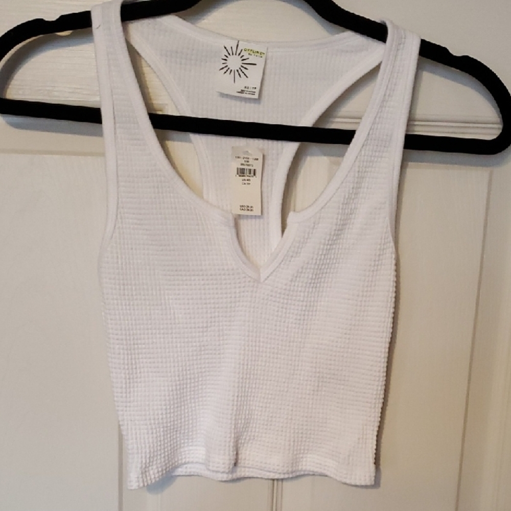 White Sleeveless Offline By Aarie TeenTop